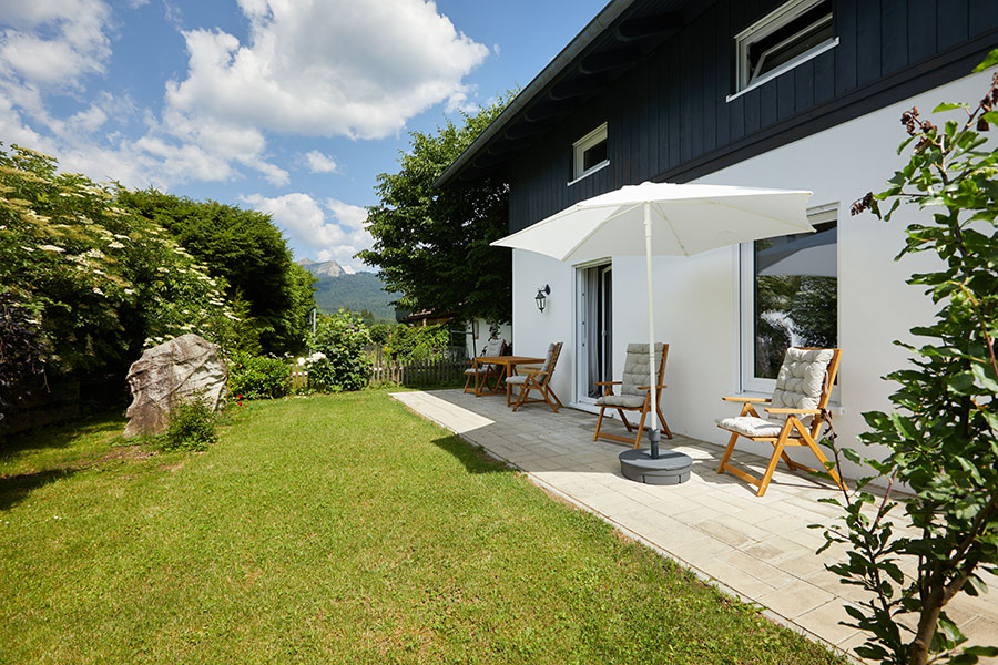 Ferienwohnung in Krün - Garten & Terrasse